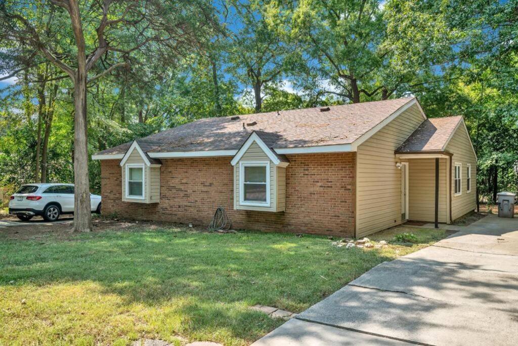 Cozy 2 Bedroom Pineville-Matthews Duplex Sleeps 8 Charlotte Esterno foto