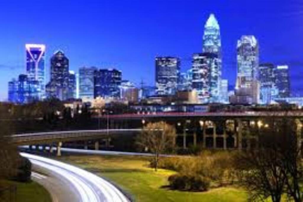 Cozy 2 Bedroom Pineville-Matthews Duplex Sleeps 8 Charlotte Esterno foto